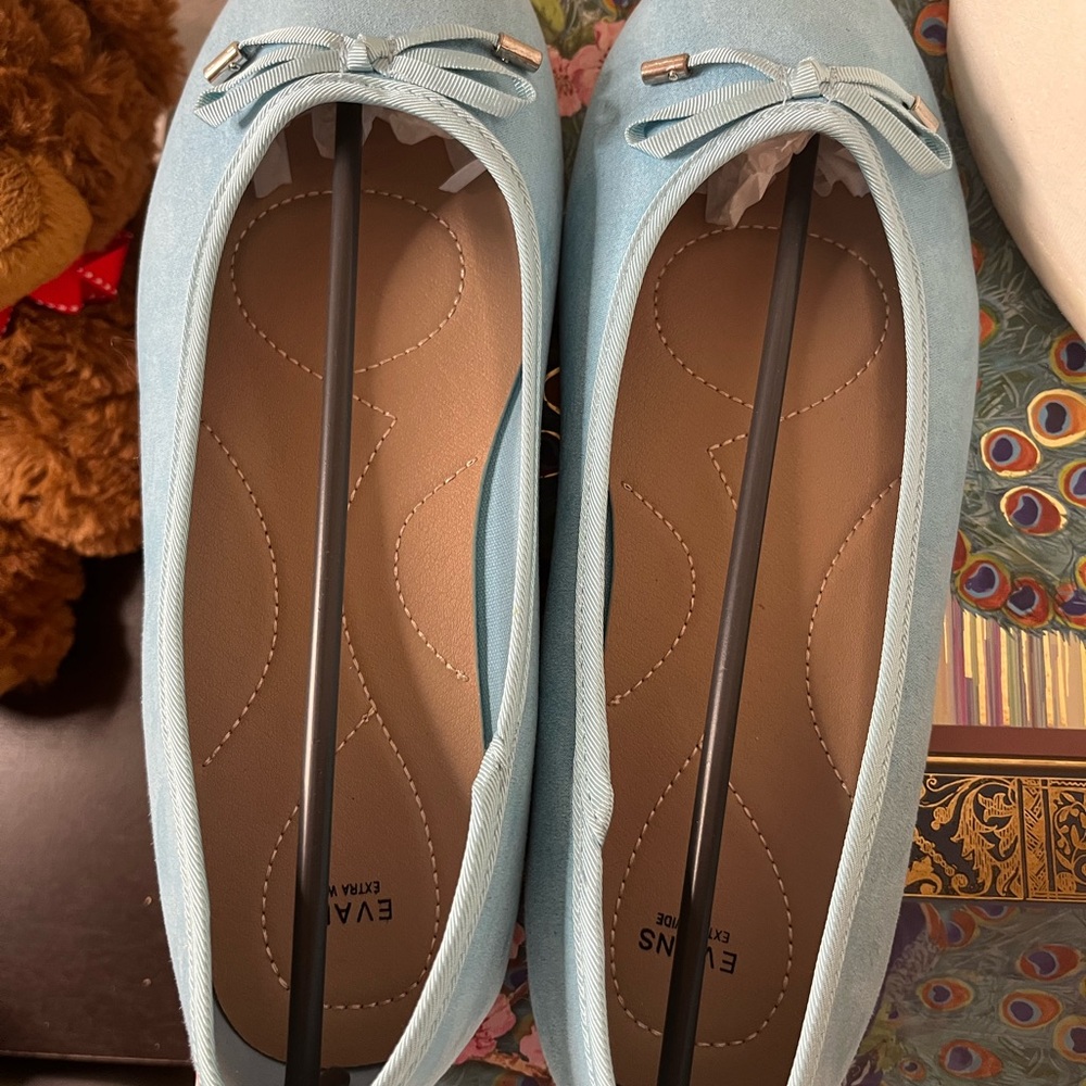 Women's Light Blue Ballet Flats with Bow Accent - Picture 2 of 3